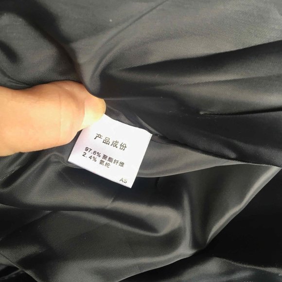 Mfrannie New Suit - includes blouse, skirt and blazer - Picture 13 of 16